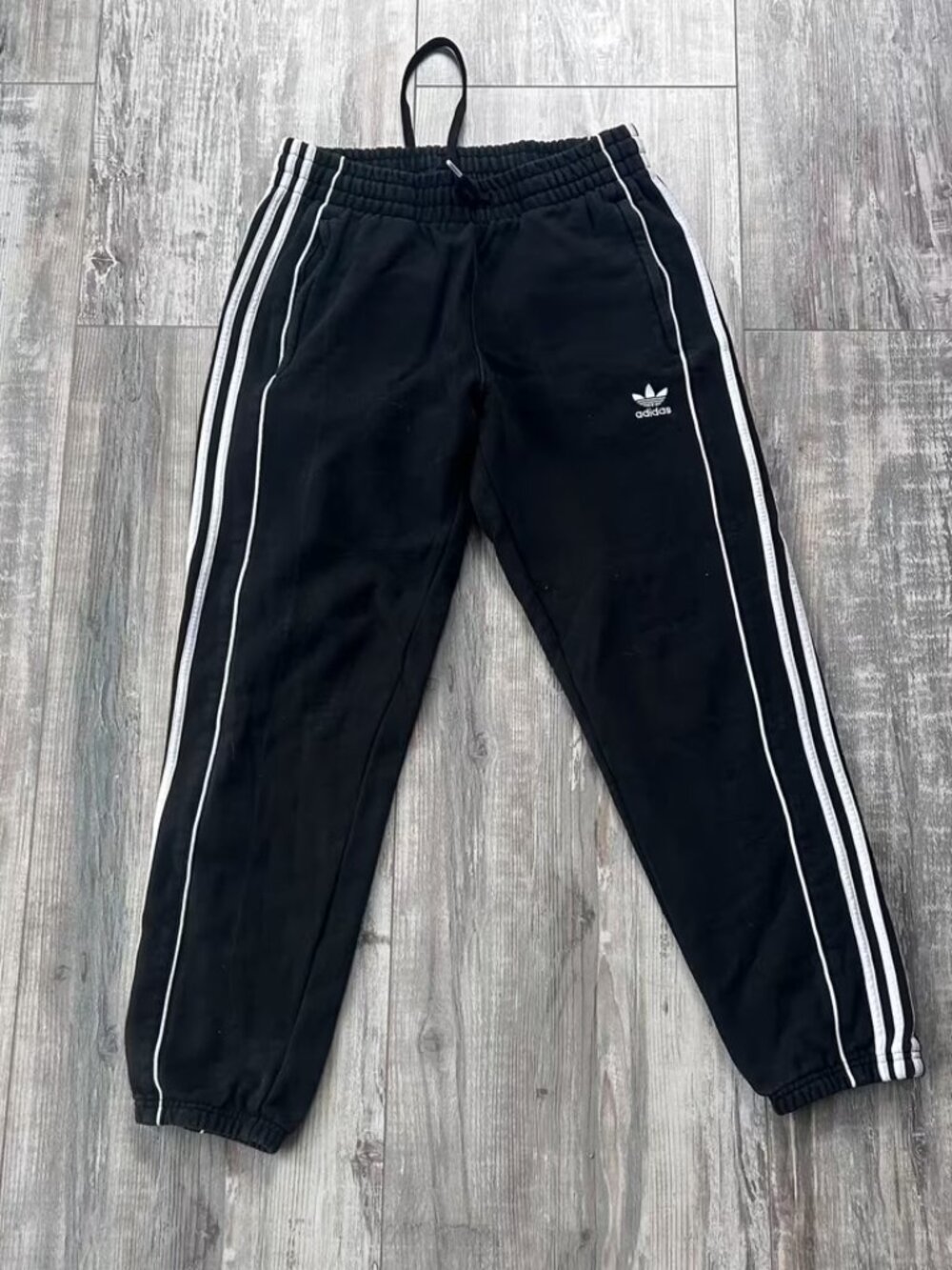Adidas Originals Men's Black Fleece Joggers — Size M, Excellent Condition